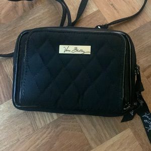 Vera Bradley crossbody purse.